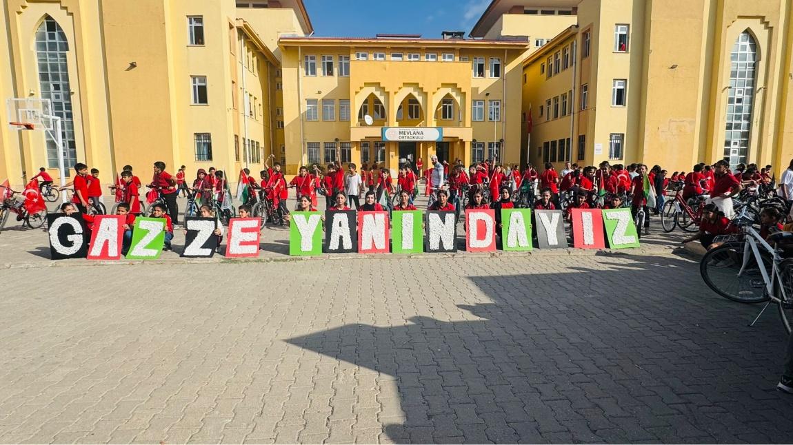 Mevlana Ortaokulu'ndan Anlamlı Etkinlik: 